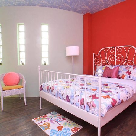 Candy House B & B Yilan Bagian luar foto